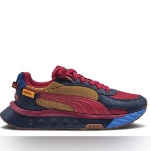 Puma Wild Riders, women’s size 8